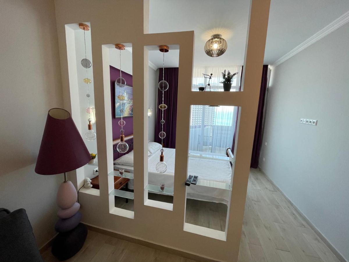 Apartamento Batumi Real Lux Exterior foto